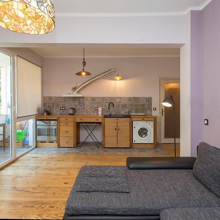 Colorful 2Bdr Apartment In The City Center Sofia Extérieur photo