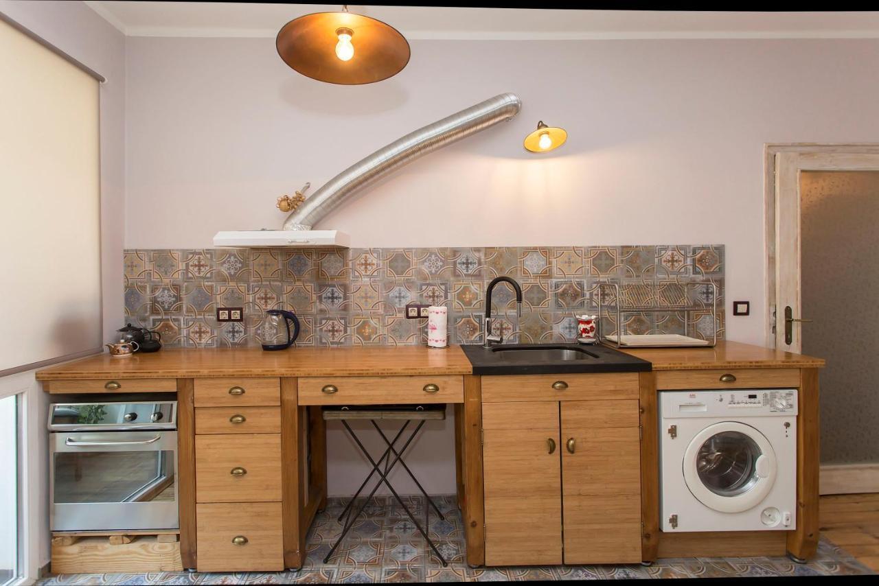 Colorful 2Bdr Apartment In The City Center Sofia Extérieur photo