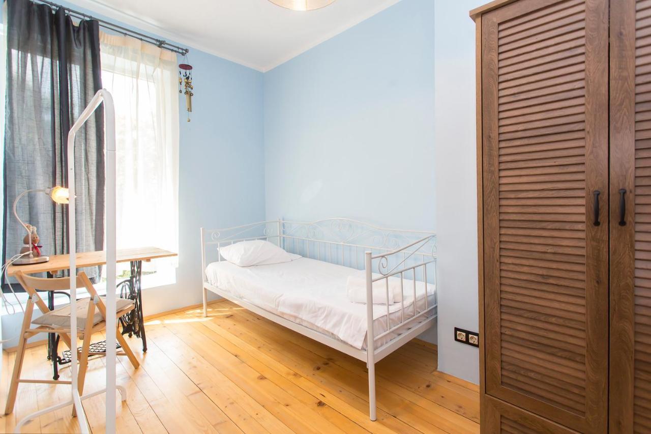 Colorful 2Bdr Apartment In The City Center Sofia Extérieur photo
