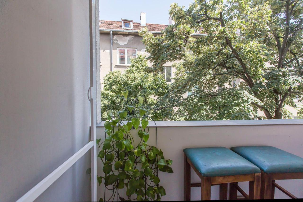 Colorful 2Bdr Apartment In The City Center Sofia Extérieur photo