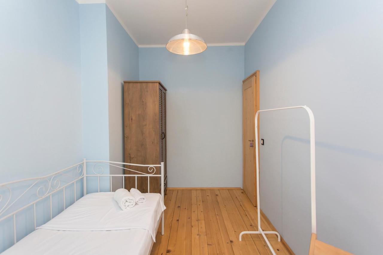 Colorful 2Bdr Apartment In The City Center Sofia Extérieur photo